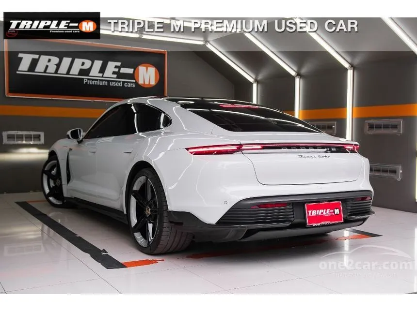 2022 Porsche Taycan Sedan