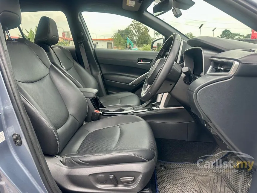 2022 Toyota Corolla Cross Hybrid SUV