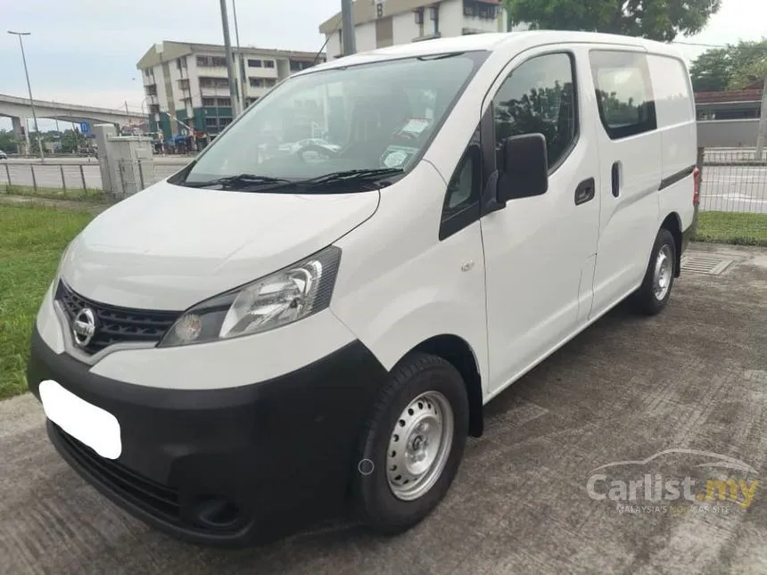 2018 Nissan NV200 Semi Panel Van