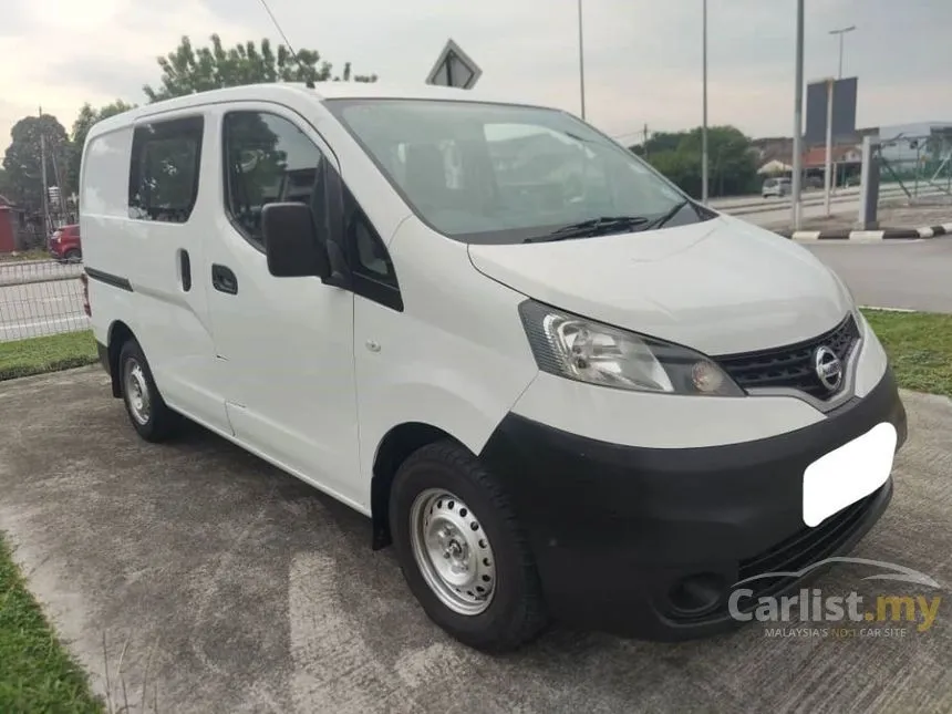 2018 Nissan NV200 Semi Panel Van