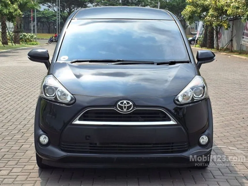 Jual Mobil Toyota Sienta 2017 V 1.5 di DKI Jakarta Automatic MPV Hitam Rp 170.000.000