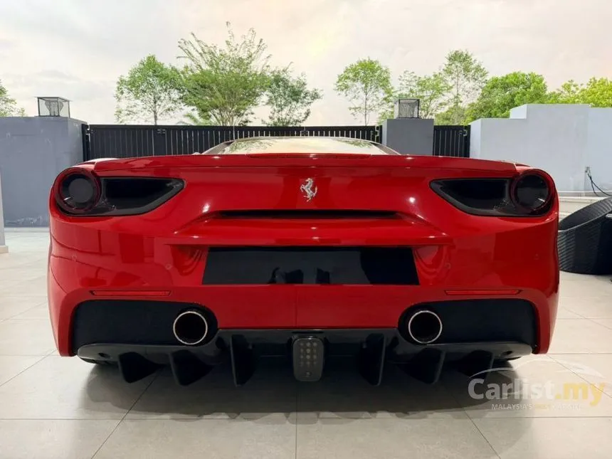 2017 Ferrari 488 GTB Coupe