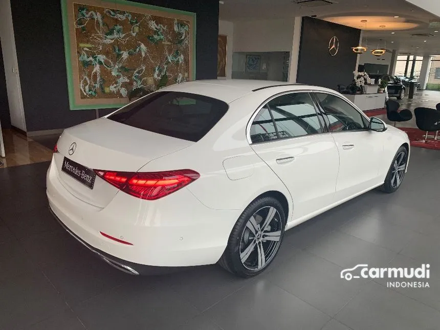 2023 Mercedes-Benz C200 Avantgarde Line Sedan