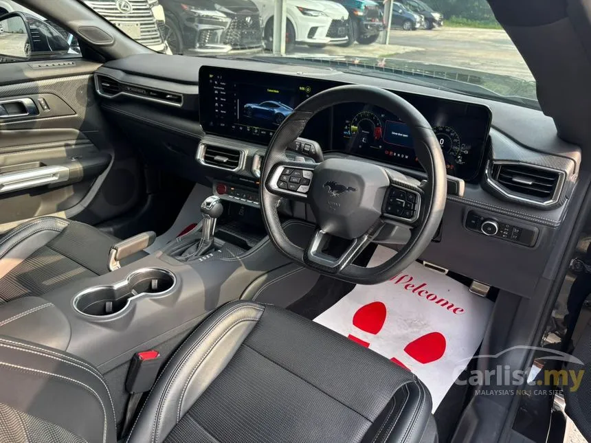 2025 Ford MUSTANG EcoBoost Coupe