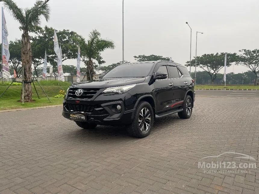 Jual Mobil Toyota Fortuner 2018 TRD 2.4 di Banten Automatic SUV Hitam Rp 358.000.000