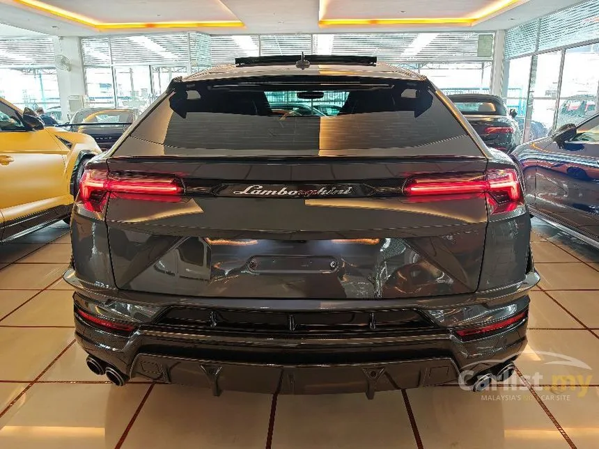 2023 Lamborghini Urus Performante SUV