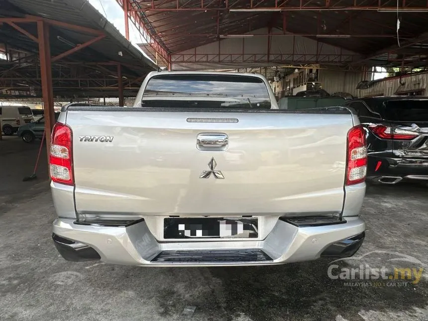 2015 Mitsubishi Triton Dual Cab 4X4 Pickup