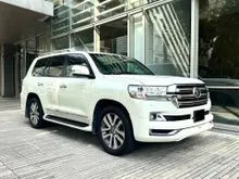 2018 Toyota Land Cruiser 4.6 ZX V8 SUV   88K+ KM  Full Leather  360 Camera  Rear Entertainment  Luxury Off-Road SUV