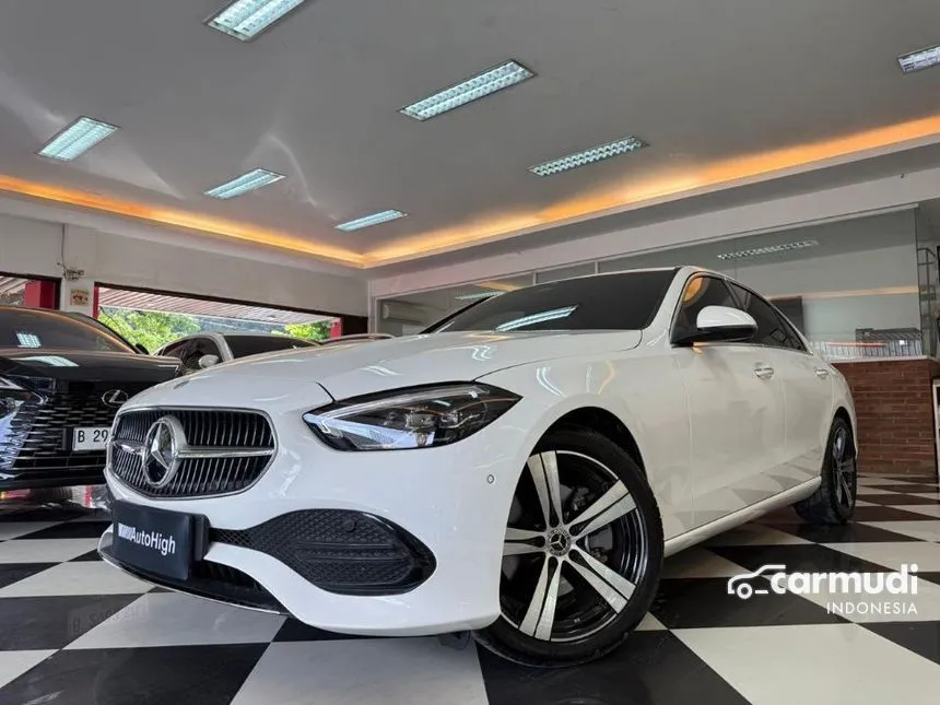 2024 Mercedes-Benz C200 Avantgarde Line Sedan