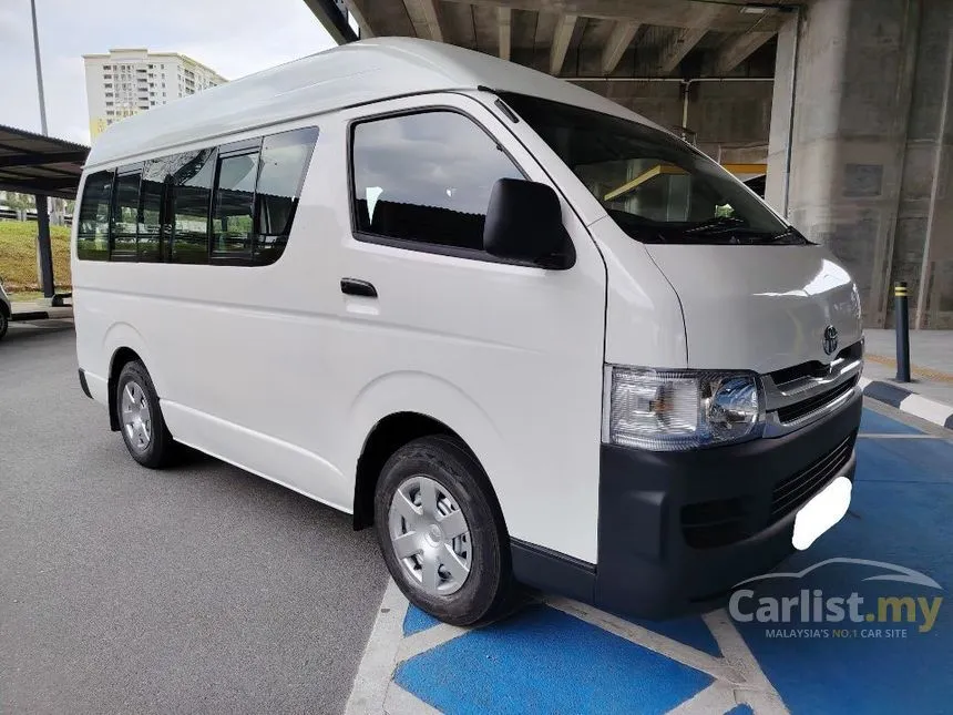 2010 Toyota Hiace Window Van Van