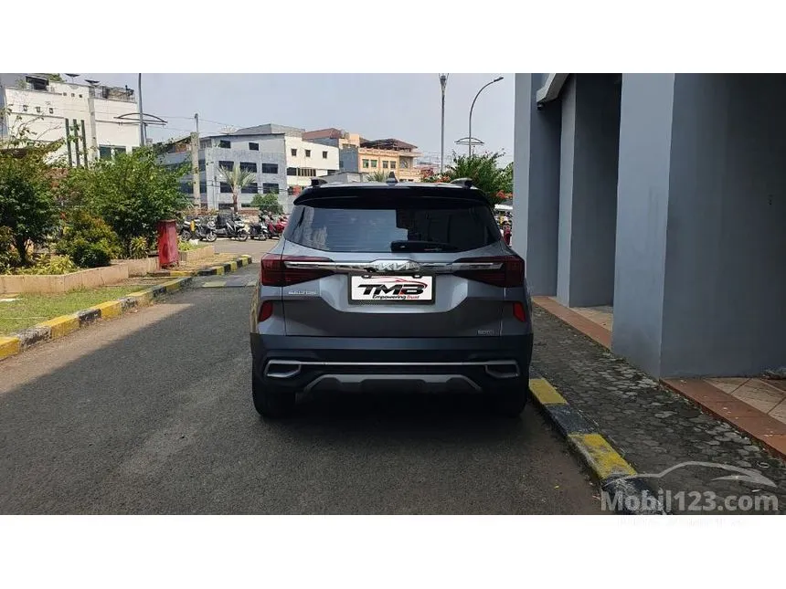 2022 KIA Seltos EX+ SUV
