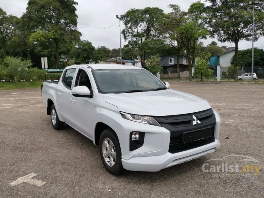 2020 Mitsubishi Triton Quest Dual Cab Pickup Truck