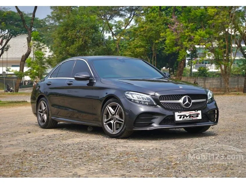 2020 Mercedes-Benz C200 AMG Final Edition Sedan