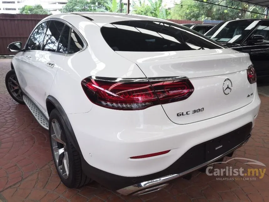 2019 Mercedes-Benz GLC300 4MATIC AMG Line Coupe