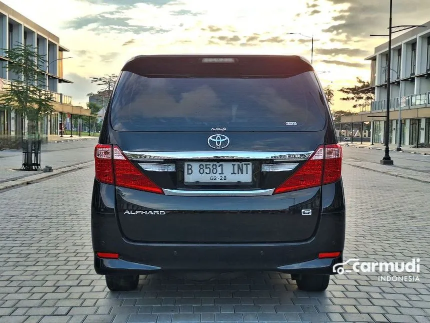 2012 Toyota Alphard G MPV