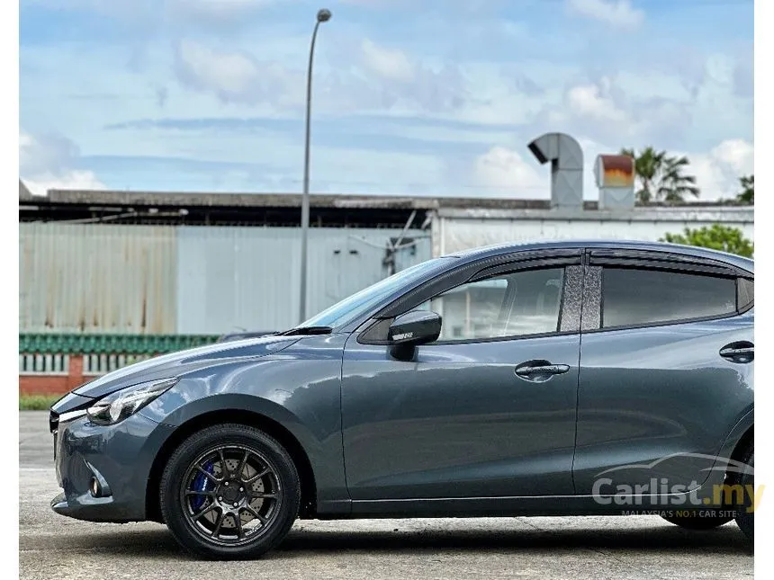 2015 Mazda 2 SKYACTIV-G Sedan