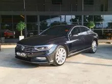 2021 Volkswagen Passat 2.0 R-Line Sedan