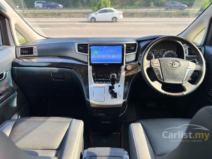 2012 Toyota Alphard SC MPV