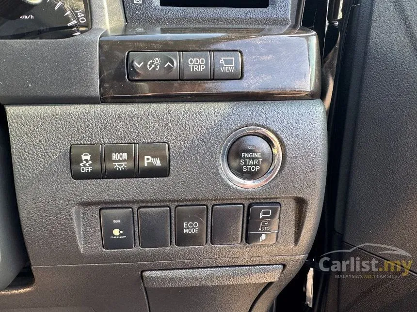 2012 Toyota Alphard SC MPV