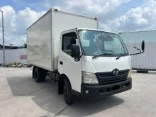 2012/13 Hino 300 Series 4.0 WU710R 14ft (Ais box)  Lorry