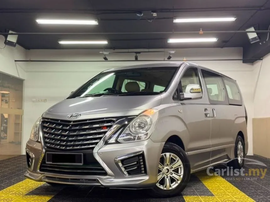 2017 Hyundai Grand Starex Royale Deluxe MPV