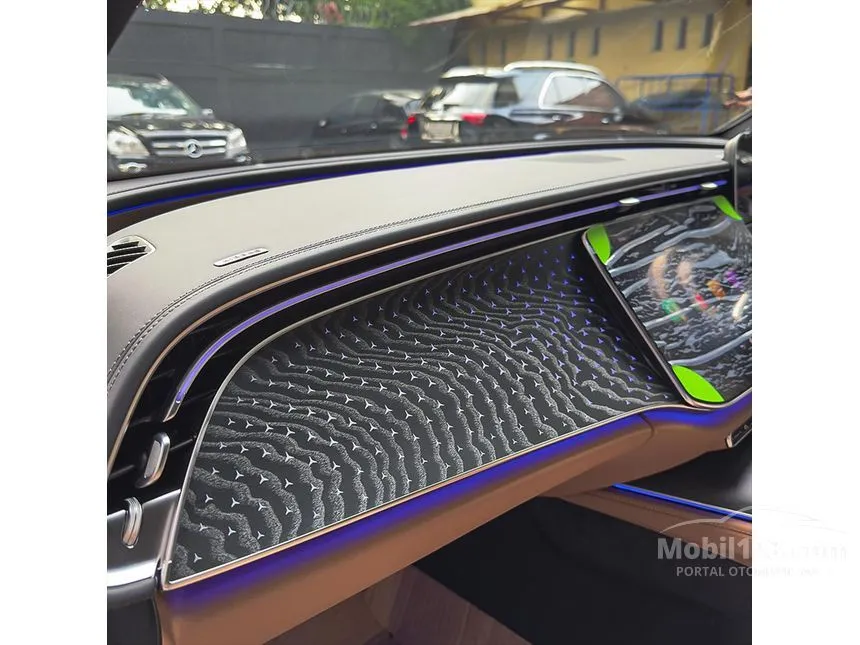 2025 Mercedes-Benz E200 Exclusive Line Sedan