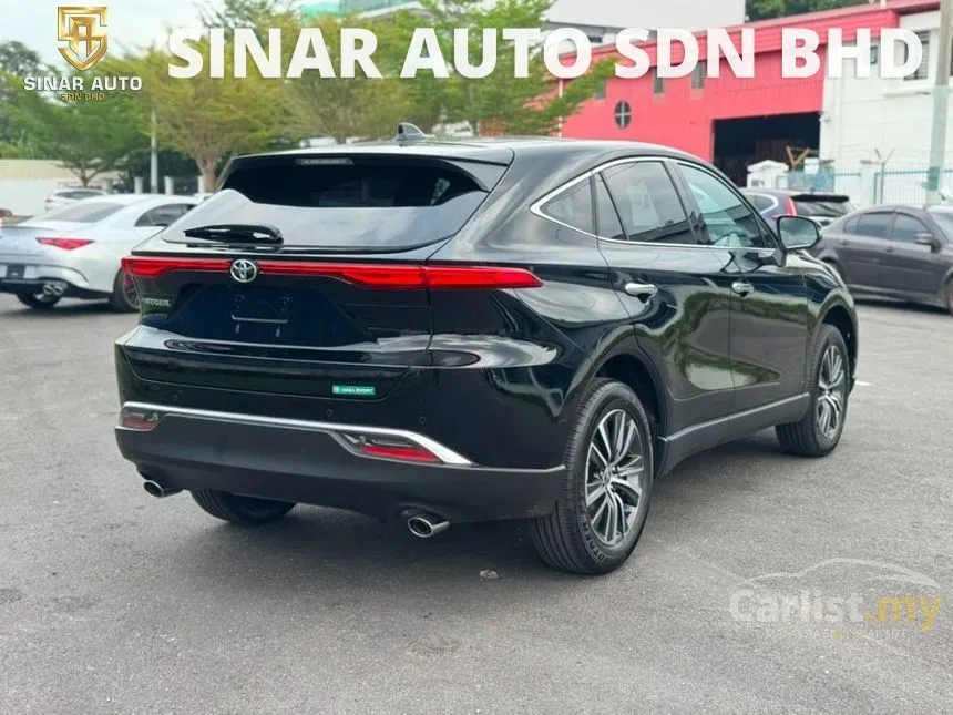 2025 Toyota Harrier Luxury SUV
