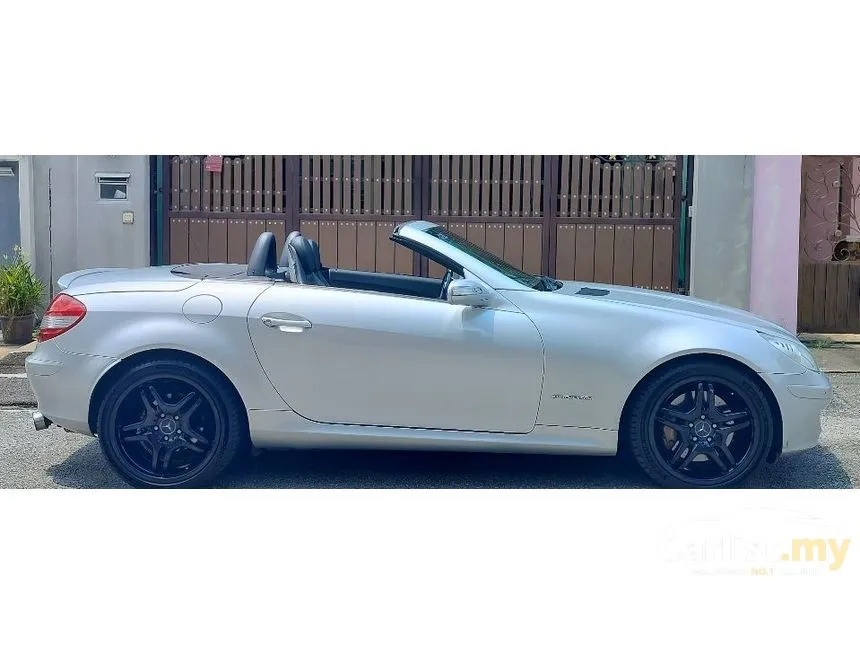 2004 Mercedes-Benz SLK200K Convertible