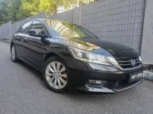 Honda Accord 2.0 VTi-L A Carking full service by Honda