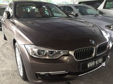 2013 BMW 320i 2.0 Luxury Service Record 63K km FREE 1 Year Warranty.