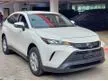 Recon 2022 Toyota Harrier 2.0 Luxury SUV S PACKAGE G PACKAGE MANY UNITS READY STOCK TNGA COMFORT PLATFORM SAFETY SENSE PACKAGE APPLE PLAY ANDROID UNREGISTER