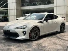 [10900KM](5A GRED) GT86 2.0(MANUAL) [GT-LIMITED BLACK EDITION] -BREMBO CALIPER,TRD EXHAUST & BODYKITS,TRD CARBON BAR,TRD QUICK SHIRT LEVER,ADVAN RACIN