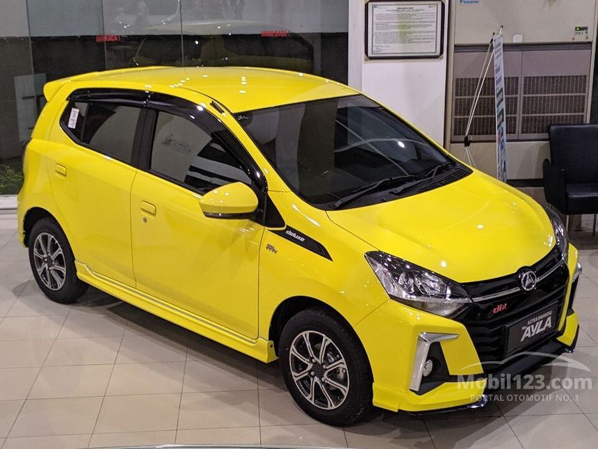 Jual Mobil  Daihatsu  Ayla  2021 R Deluxe 1 2 di Jawa  Timur  