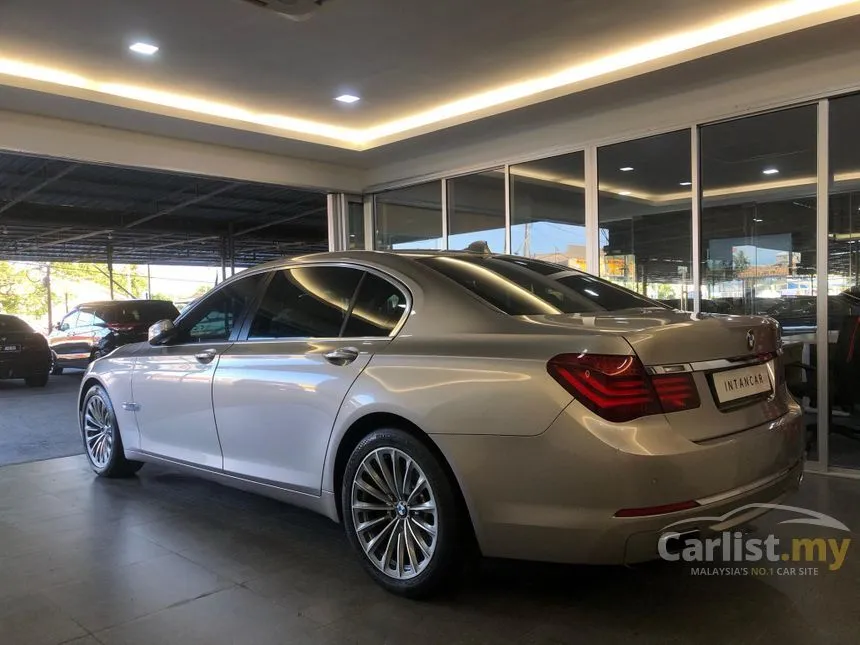 2014 BMW 740i Sedan