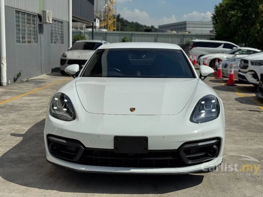 2022 Porsche Panamera Hatchback