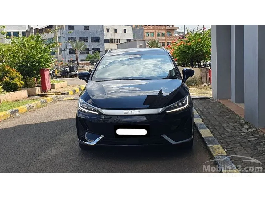 2024 BYD M6 Superior 7 Seater MPV