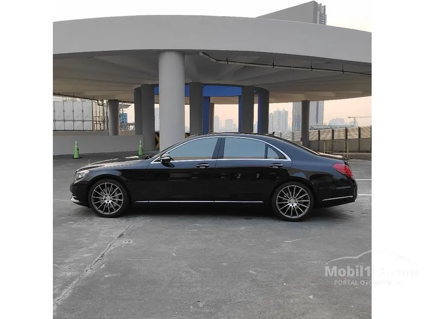 2016 Mercedes-Benz S400L Exclusive Sedan