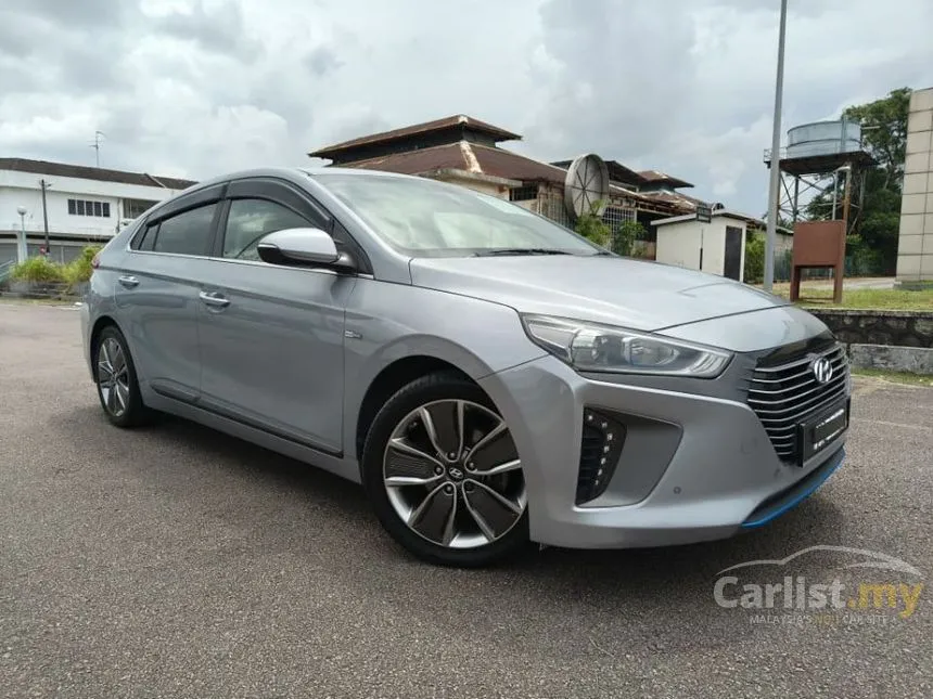 2017 Hyundai Ioniq HEV Plus Hatchback