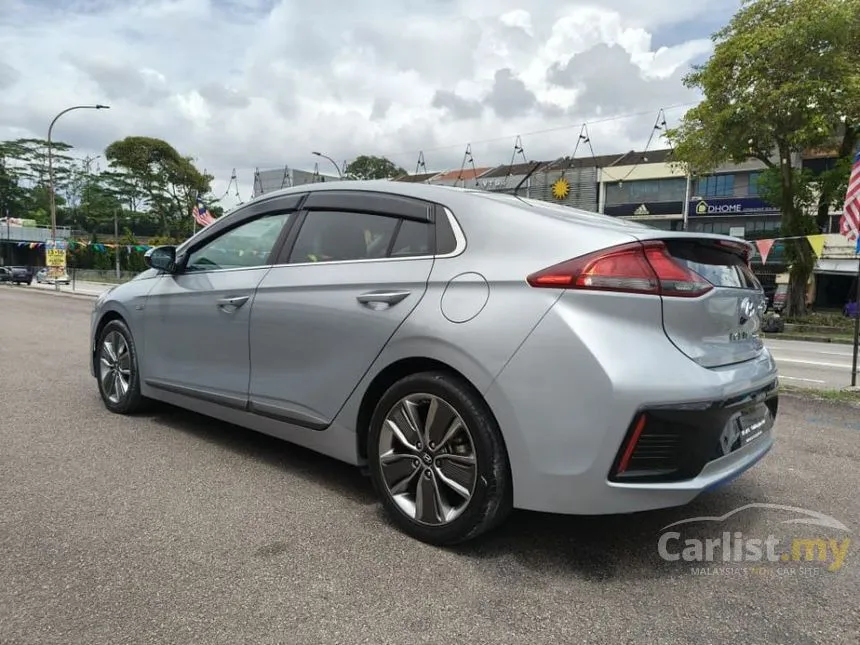 2017 Hyundai Ioniq HEV Plus Hatchback