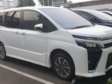 2020 Toyota Voxy 2,0 Base Spec Wagon
