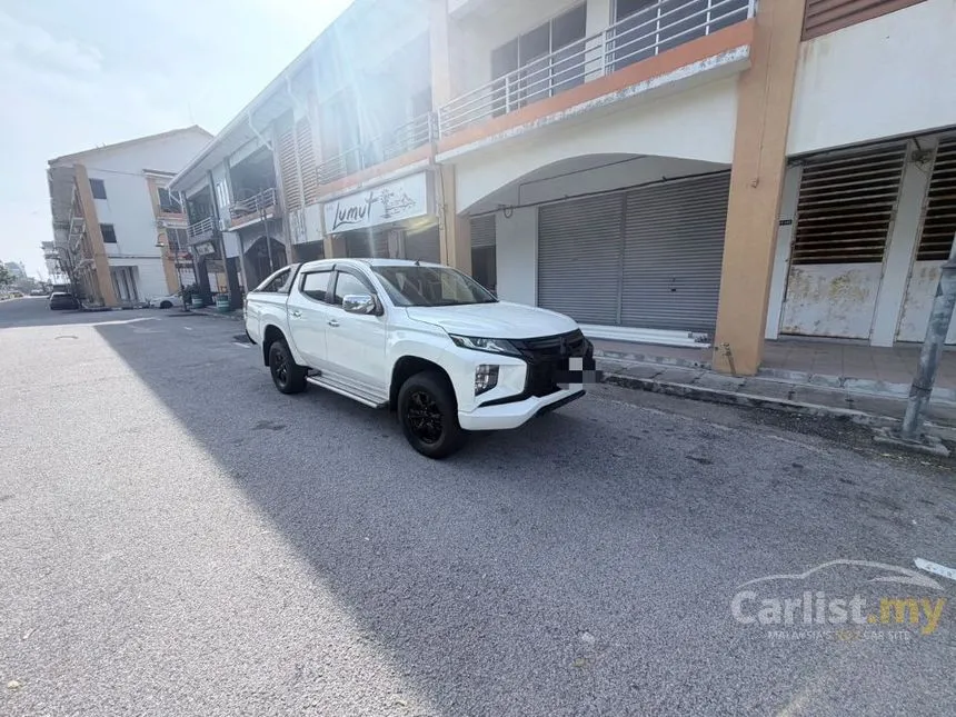 2015 Mitsubishi Triton VGT Adventure Dual Cab 4X4 Pickup
