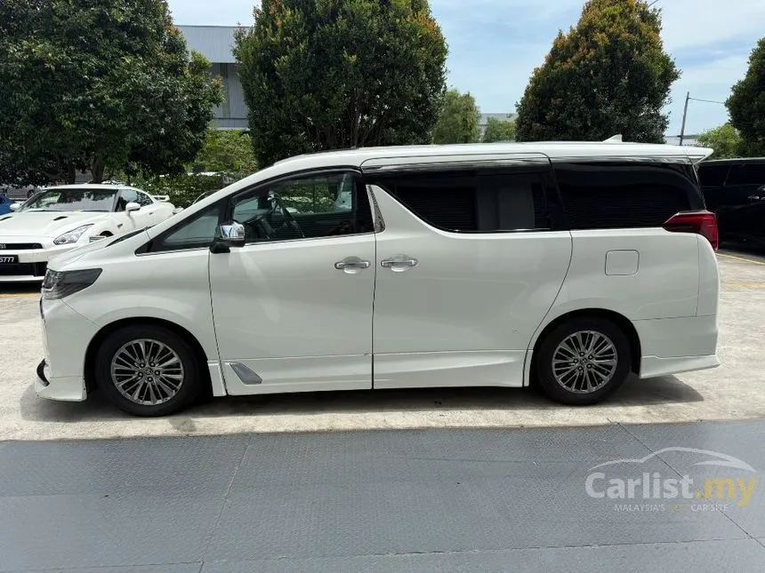2018 Toyota Alphard Executive Lounge MPV