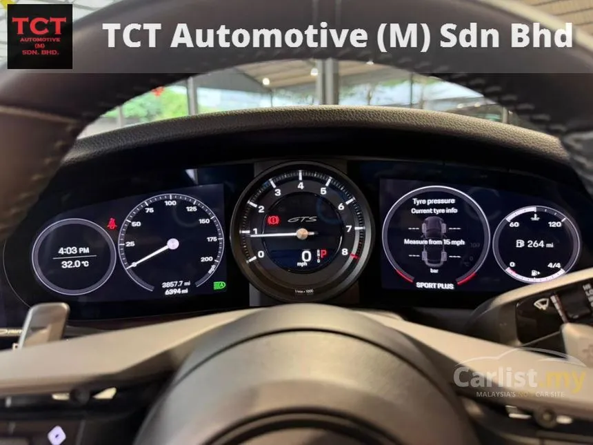 2022 Porsche 911 Targa 4S Convertible
