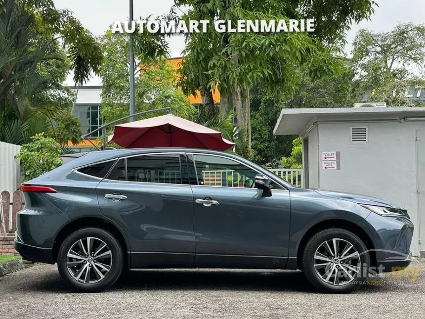 2020 Toyota Harrier Premium SUV