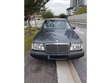 1997 Mercedes-Benz E220 W124 2.3A Elegance Sedan