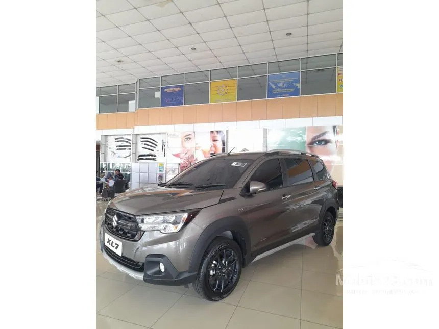 Jual Mobil Suzuki XL7 2024 BETA Hybrid 1.5 di Jawa Barat Automatic Wagon Abu