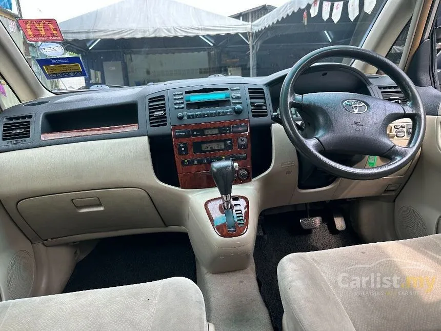 2001 Toyota Spacio MPV