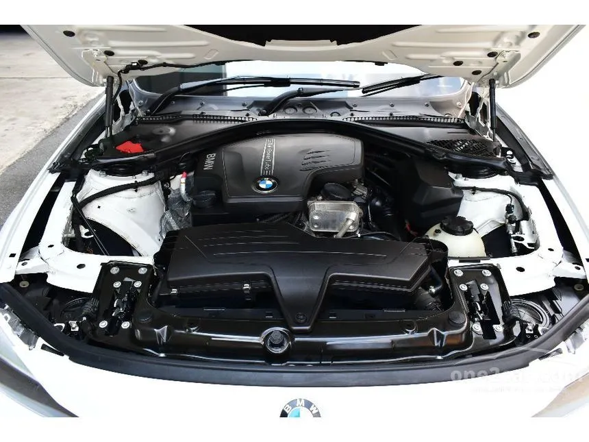 2014 BMW 320i Sedan