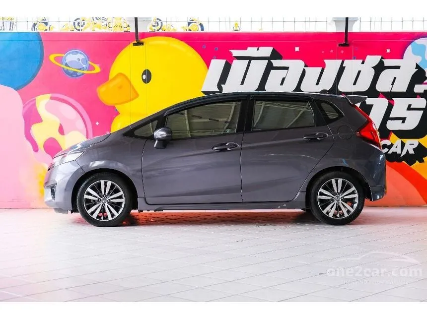 2015 Honda Jazz SV i-VTEC Hatchback