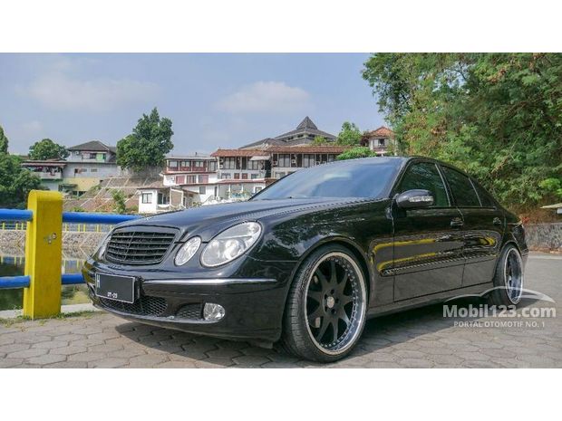 E240 Mercedes Benz Murah 25 Mobil Dijual Di Indonesia Mobil123